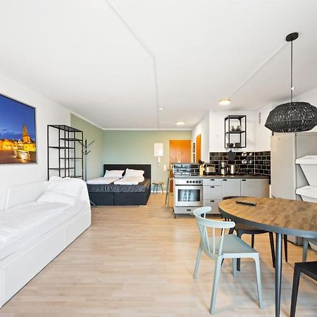Sali Homes - Fewo Bluehendes Barock Ludwigsburg Buitenkant foto