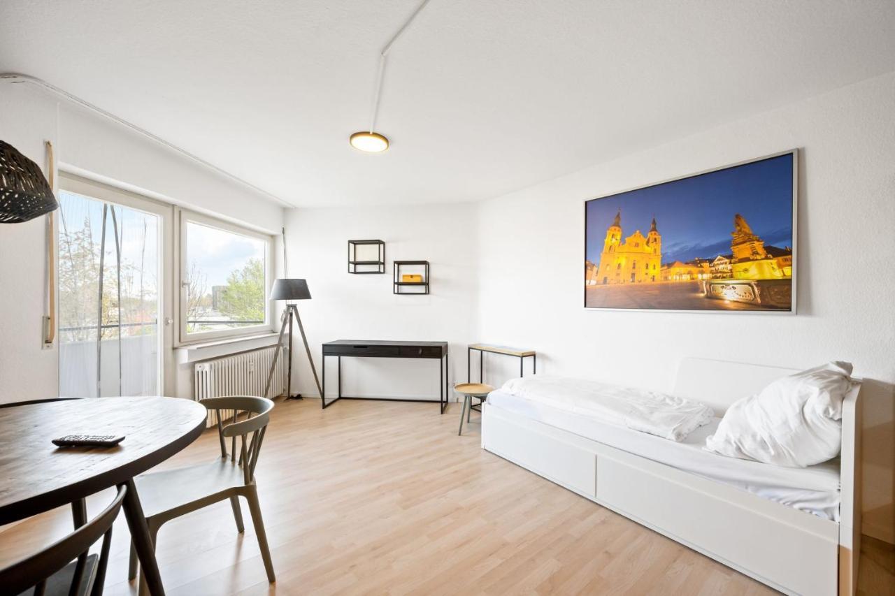 Sali Homes - Fewo Bluehendes Barock Ludwigsburg Buitenkant foto