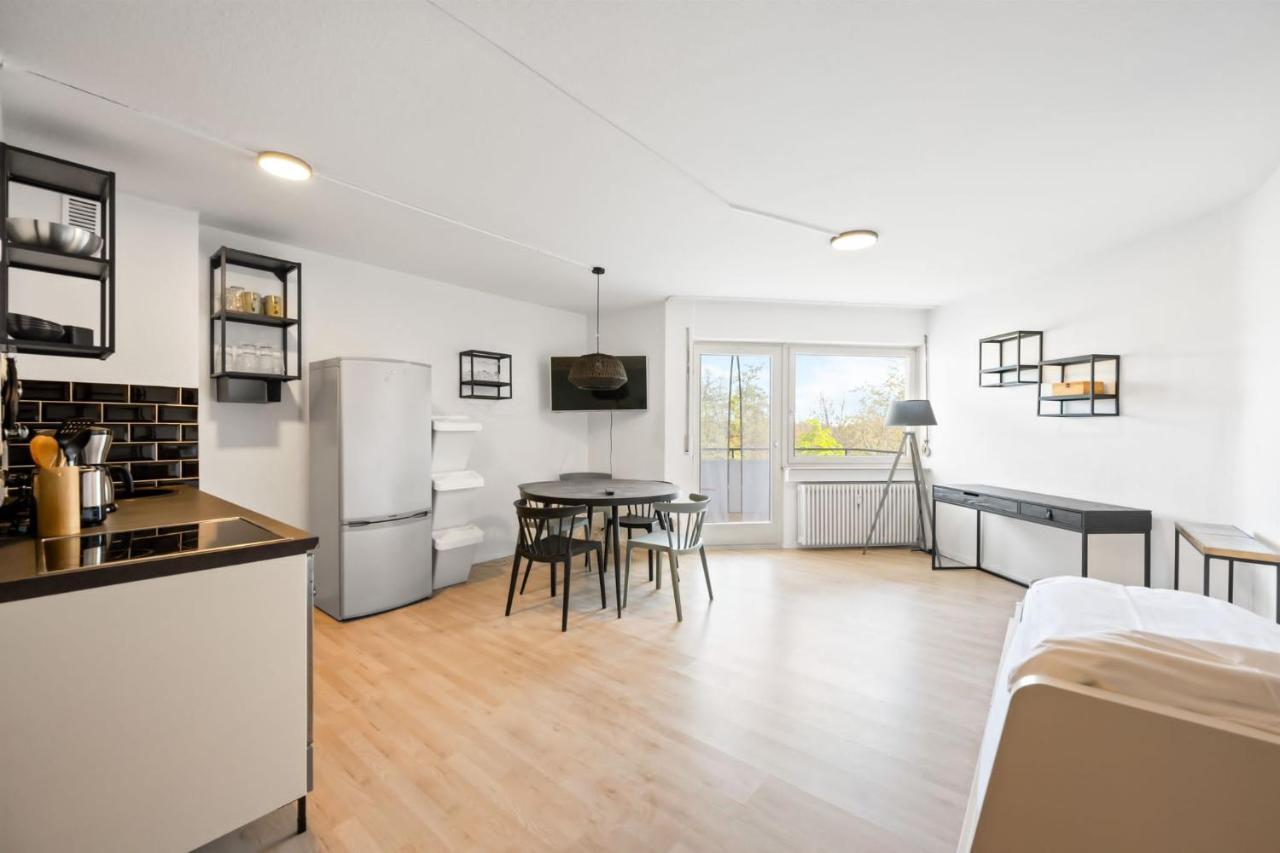 Sali Homes - Fewo Bluehendes Barock Ludwigsburg Buitenkant foto